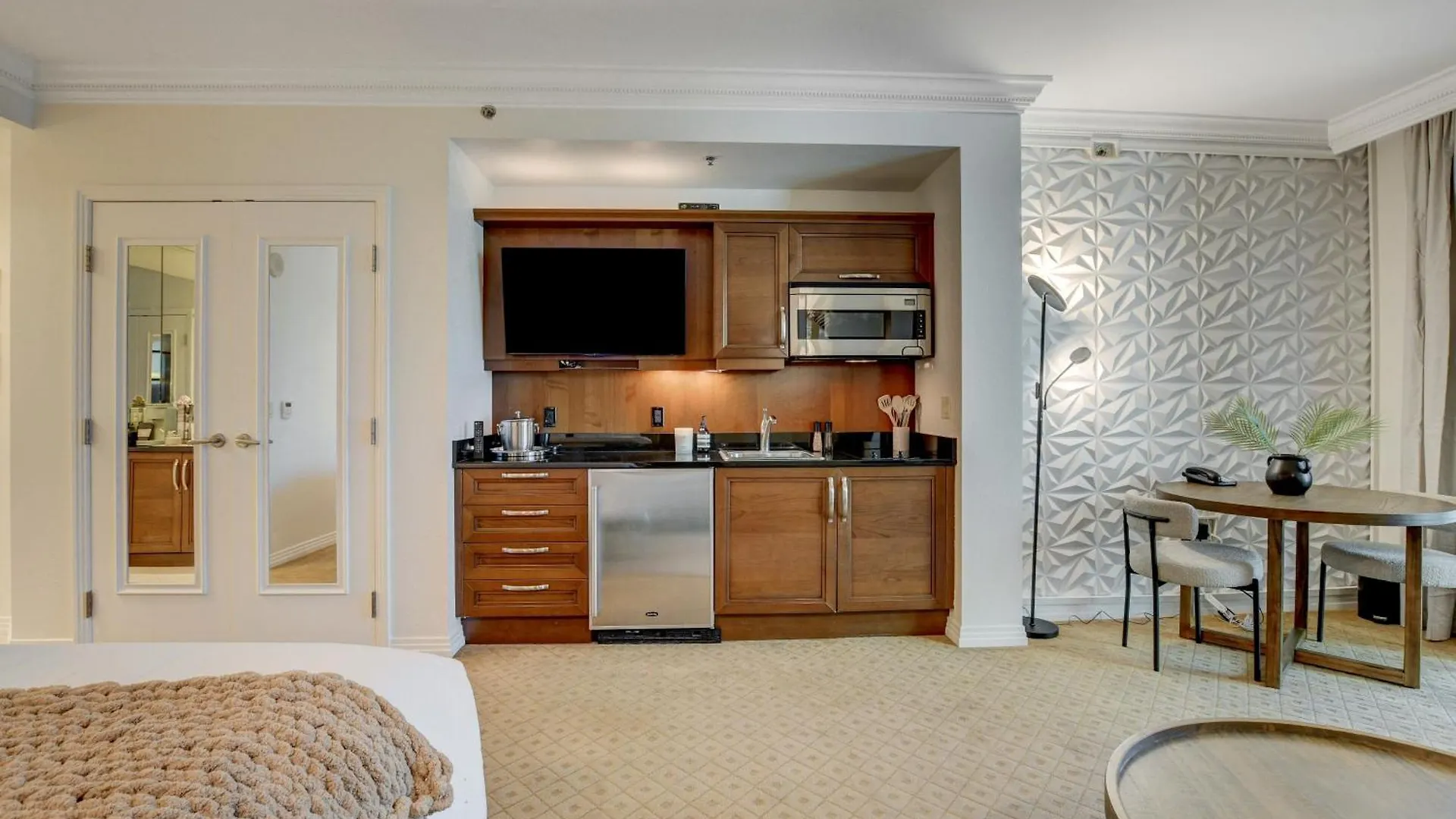 Jewel Suite W/Balcony Mgm Signature * 23Rd Floor* Strip View Las Vegas Aparthotel