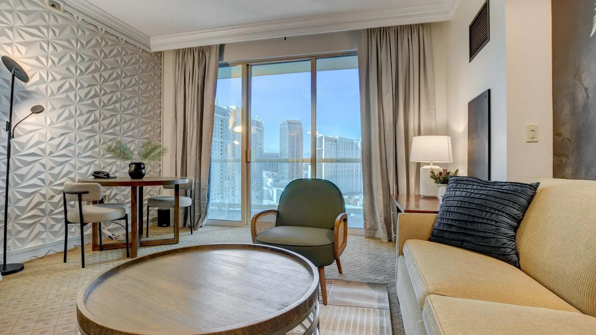 Jewel Suite W/Balcony Mgm Signature * 23Rd Floor* Strip View Las Vegas 0*,  USA